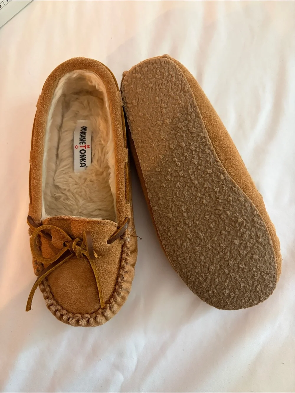 Minnetonka Kids Cassie Moccasins in Cinnamon Brown with Faux Fur